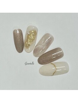 グランチュール(Grantulle)/ミラーネイル