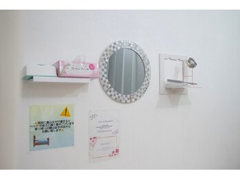 クリア アイラッシーズ アンド ネイルサロン シャイン(CLEAR & SHINE)/