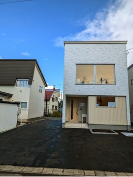 リゼラアンドコー 旭川店/サロン外観