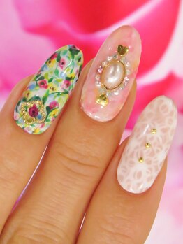 カラーズ 浜松店(colors)/レース×小花