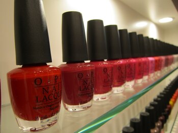 モモナ/ネイルカラーは豊富に取り揃え◎