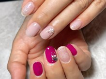 レディグリッター(Lady glitter)/アシメ色っぽネイル