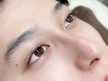 ブロンズアイ(BRONZE EYE)/メンズのまつげパーマ