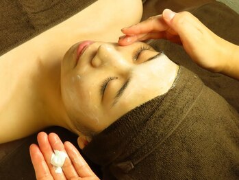 トレ(thore.)の写真/ニキビケアをしたいお客様多数来店!肌荒れしやすいゆらぎ肌に,天然素材100%のハーブピーリングでアプローチ