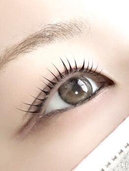 アンレーヴの写真/まつげパーマが4800円～お手頃価格で！丁寧なカウンセリングで、あなたに似合うデザインをご提案します◎