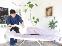 森の整体院 ぼかし/肩こりの施術♪岡山整体/腰痛