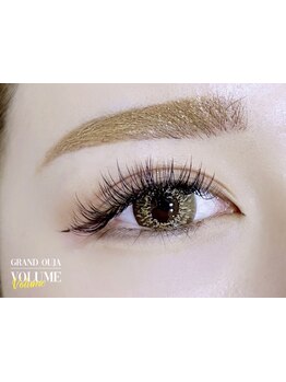 ボリュームのある目元にしたい