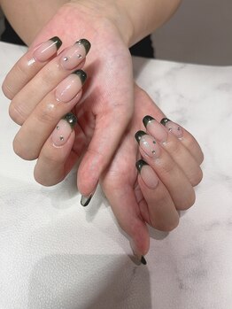 大人フレンチネイル