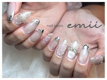 エミィ(emii)