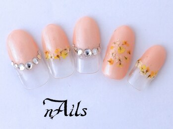 ネイルズ(nAils)/押し花