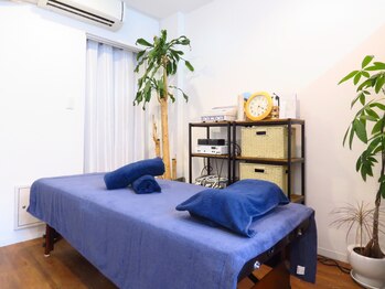 なかじま整骨院 整体院/施術ベット/所沢/新所沢/整体