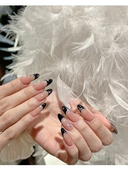 ロカネイル(ROKA NAIL)/