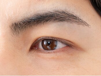 コキーユ(Coquille)の写真/清潔感×印象UP☆《メンズアイブロウワックス美眉スタイリング¥5000》美容師免許所持スタッフが必ず施術！