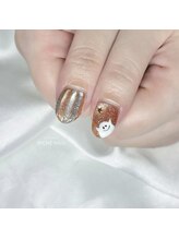 リッシュ トロワ(RICHE trois)/きらきらハロウィンネイル