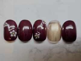 パールフラワーネイル