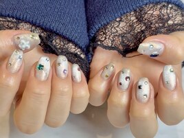 キラキラ＊宝石ネイル