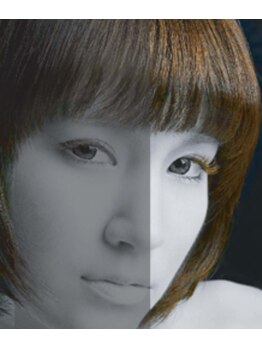 ルキア(Lukia)/アッシュカラーでハーフアイ