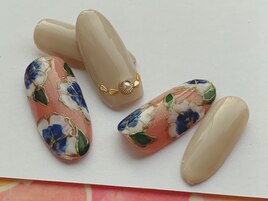 ビンテージフラワーネイル