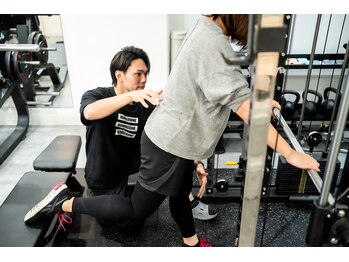 ナンバー ワン(Number One)/品川トレーナーのセッション風景