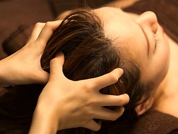 癒楽(ゆらく)の写真/眼精疲労にはヘッドマッサージがおススメ★頭皮の筋肉をほぐすことで肩こり/首こりの改善にも効果的♪