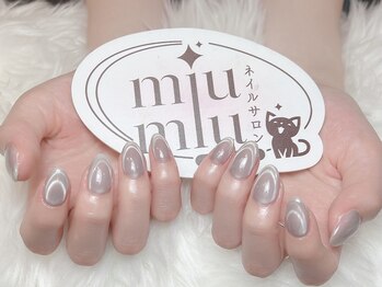 ミュウミュウ(miumiu)/春ネイル