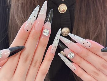 ベルネイル 池袋(Belle Nail)/フレンチ、ドット柄ロングネイル