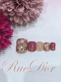 オトナ女子フットネイル