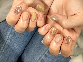 シルニー リム(Silny rim)/(右手)アシメ /(左手)やり放題