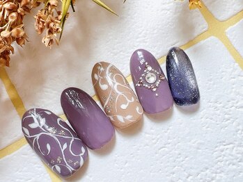 アミネイルズ(AmiNails)/手描きアートネイル♪