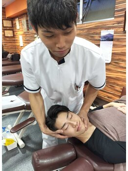 三鷹整骨院/首の痛み肩の痛み