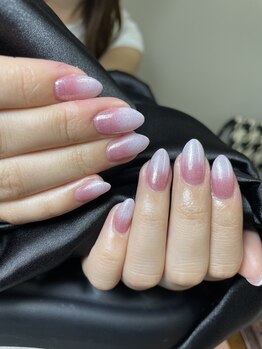 シン(XIINH)/ベイビーブーマーネイル