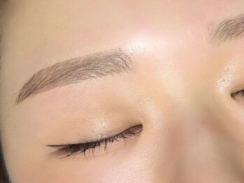 アイヨンマルゴ 京都店(EYE405)の写真/眉毛で印象は変わる!プロのアイブロウリストが魅せる眉の仕上りに感動【アイブロウワックススタイリング】