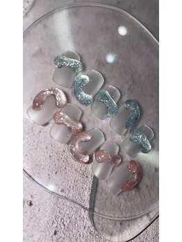 アンネ 伊丹店(ANNE)/マグネットぷっくりネイル