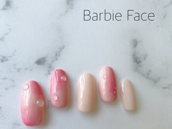 バービーフェイス 恵比寿(Barbie Face)/桃ネイル