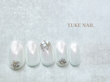 ルークネイル(LUKE NAIL)/ホワイトシェル夏ネイル
