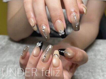 アンダーフェリス ビマユ(UNDER feliz×BIMAYU)の写真