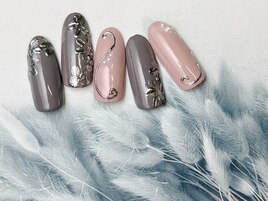 メタリックフラワーネイル