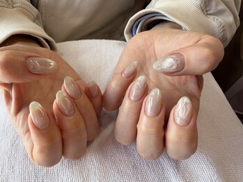 ロータス Lotus/透明感ネイル