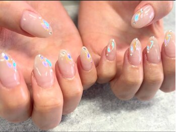 クレア 半田店(Crea)の写真/シンプルだからこそ差がつく。艶・フォルム・持ちの良さにこだわった上品ネイルをご提案します。