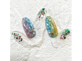 カラフル水面ネイル