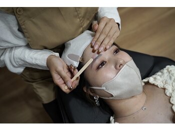 ベレナ(Belena)/WAXを用いた施術