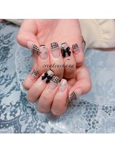 クレアトゥール 華/大人ガーリーネイル