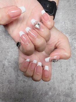 クレアネイル(claire.nail)/王道フレンチネイル