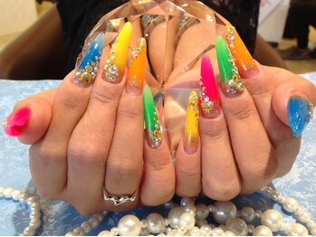 エスフィーネイルサロン リシェル(Esfy nailsalon Richer)/スカルプ付け放題