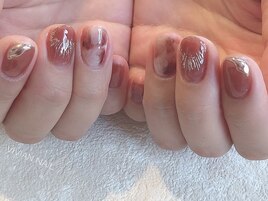 秋　くすみボルドー