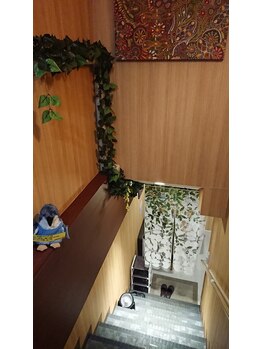 ミヤビ ナチュラル セラピー 鶴見店(MiYaBi Natural Therapy)/地下の隠れ家サロン