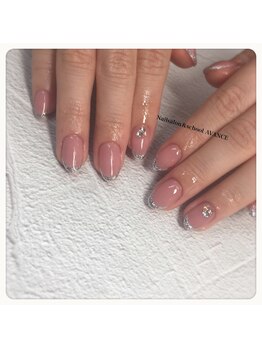 アヴァンセ(AVANCE)/ラメフレンチネイル