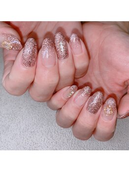 レイネイル レイアイ 各務原店(RAY NAIL & ray eye)/ラメグラデーションネイル