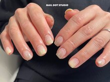 ネイルドットスタジオ 堺筋本町(NAIL DOT STUDIO)/グラデーション