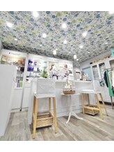 白ねこ化粧品店/